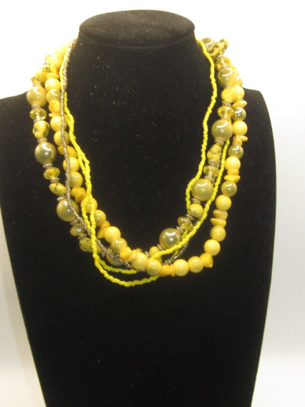 Yellow Necklace Bundle Summer Sunshine - Picture 6 of 9